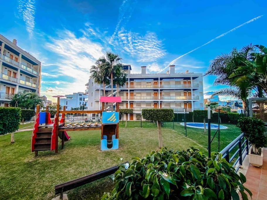 Escapada Familiar En Torrox Costa A 100M De La Playa, Vistas Al Mar Y Parking Gratis Apartment Exterior photo